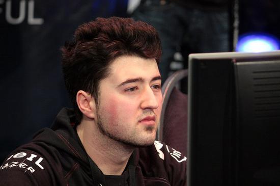 王者荣耀迎来新挑战者MOBA乱斗引发热潮