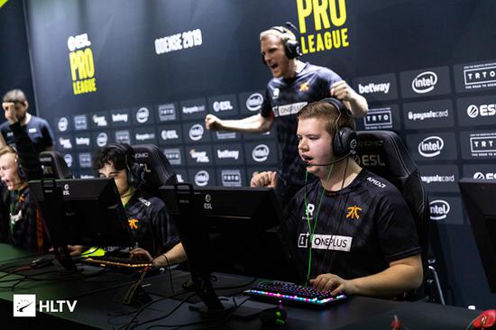 王者荣耀十年回顾与MOBA游戏未来发展趋势分析